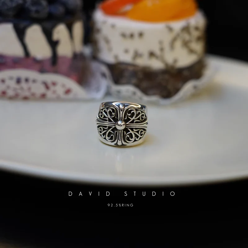 CHROME HEARTS CLASSIC OVAL RING