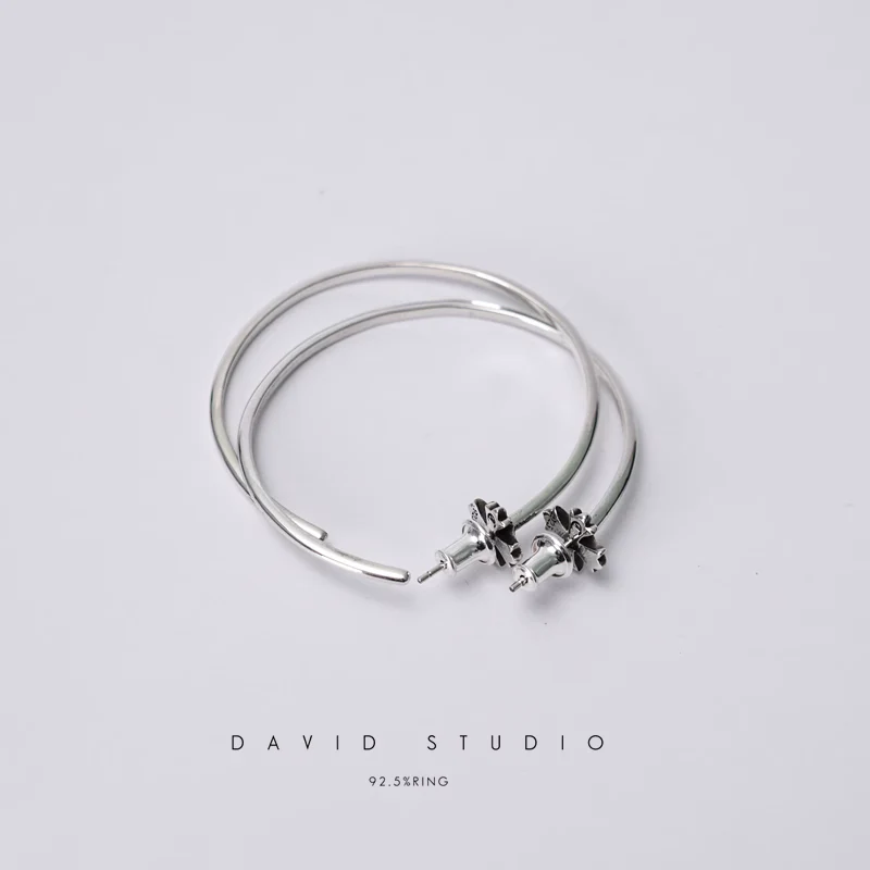 CHROME HEARTS CH PLUS HOOP EARRING