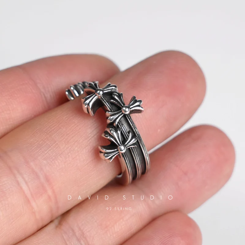 CHROME HEARTS CEMETERY HOOP RING