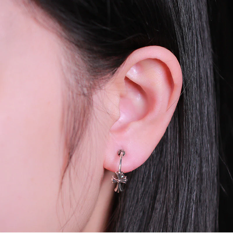 CHROME HEARTS SKINNY BANGLE BABYFAT EARRING