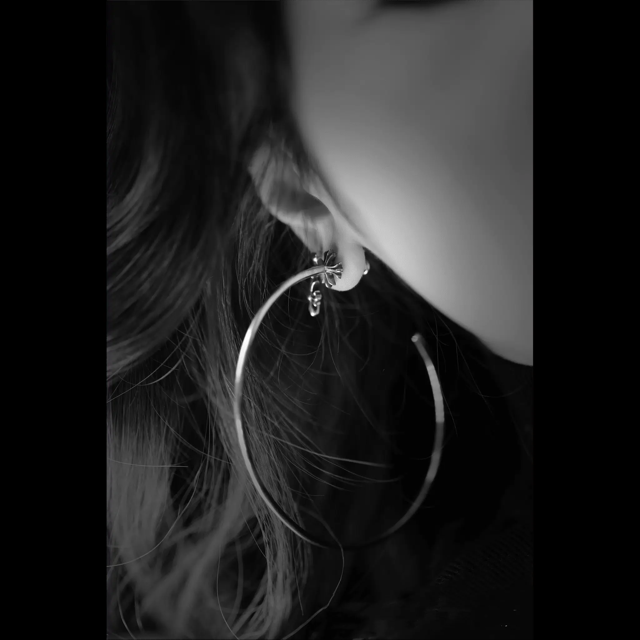 CHROME HEARTS CH PLUS HOOP EARRING