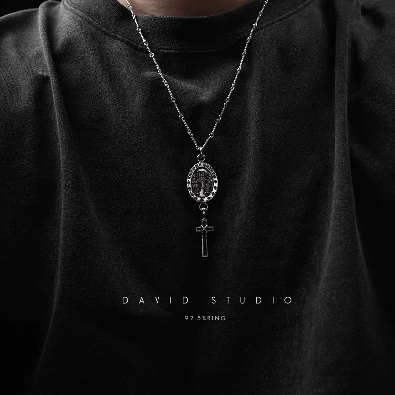 ANGEL MEDALLION MAPPLETHORPE CHARM – TWIST CHAIN