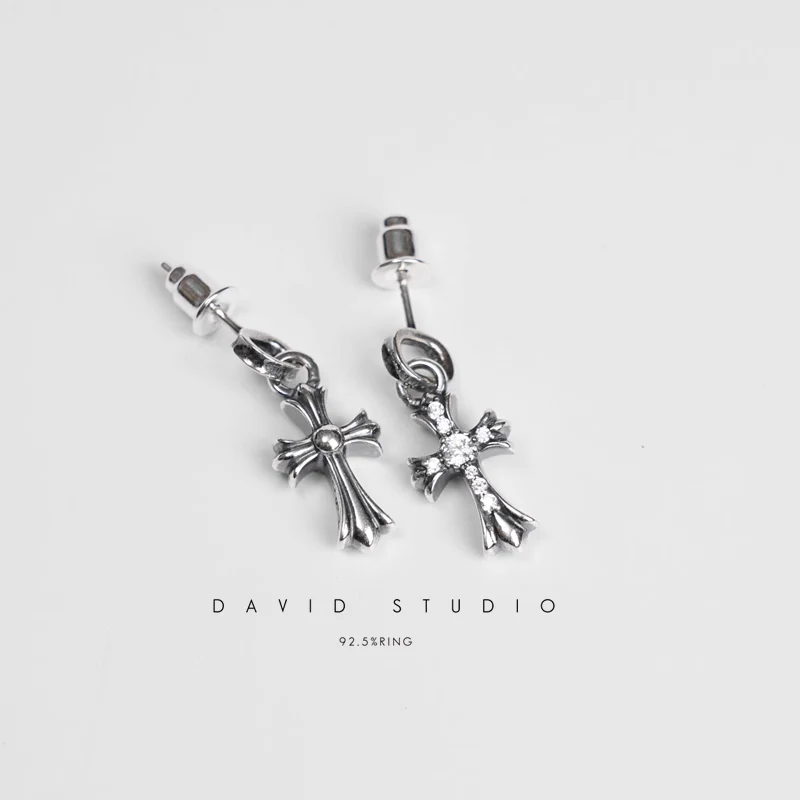 CHROME HEARTS CH CROSS BABY FAT STUD EARRINGS WITH PAVÉ DIAMOND AND PAVÉ DIAMOND CUFF