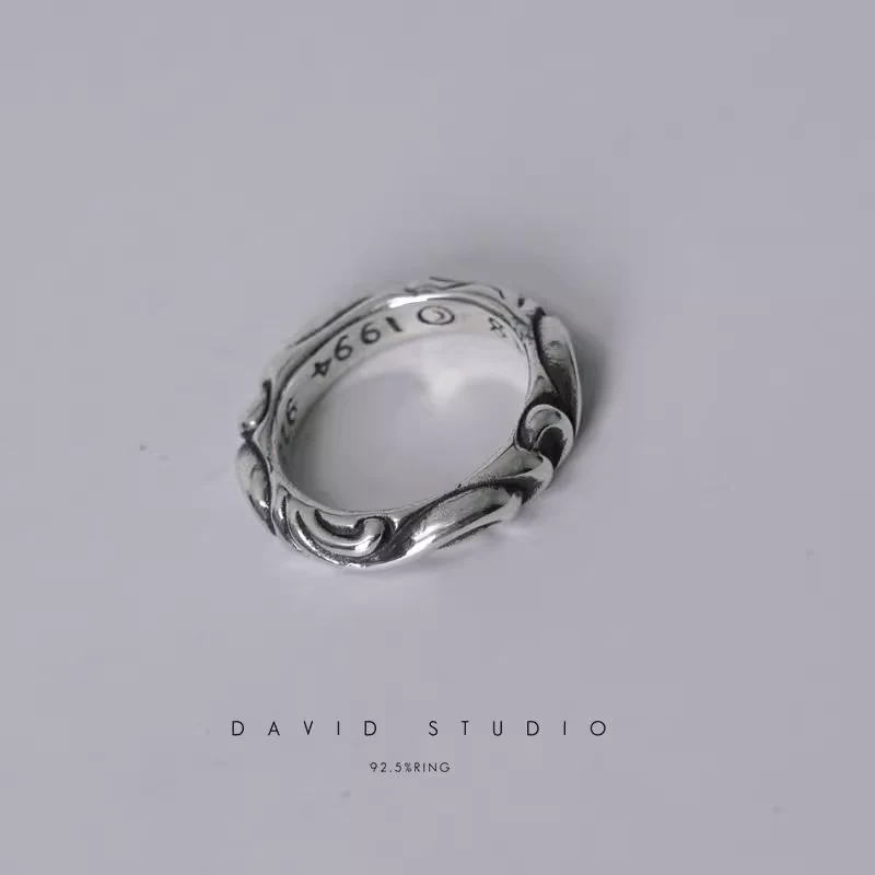 CHROME HEARTS SCROLL BAND RING