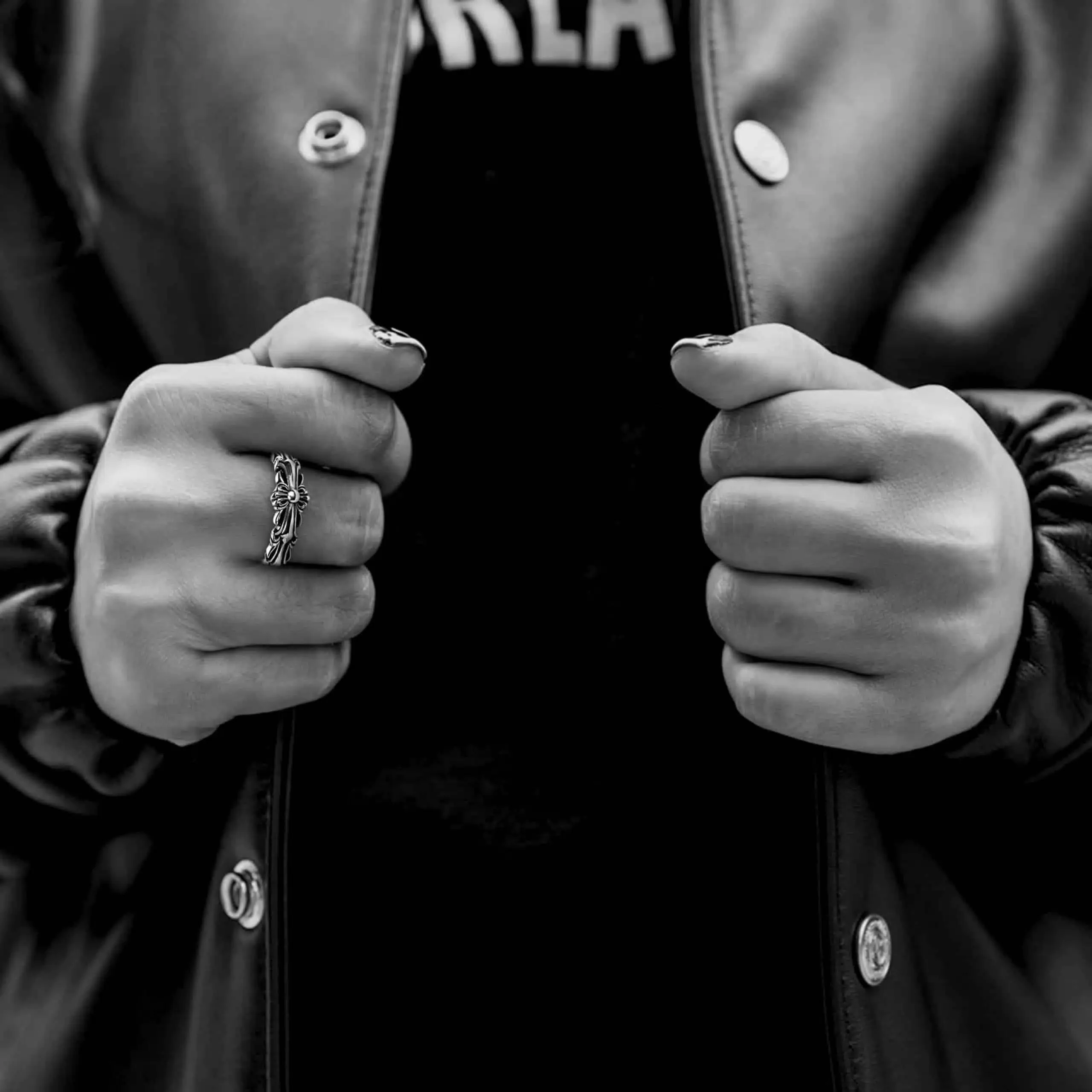 CHROME HEARTS BABY DOUBLE FLORAL CROSS RING
