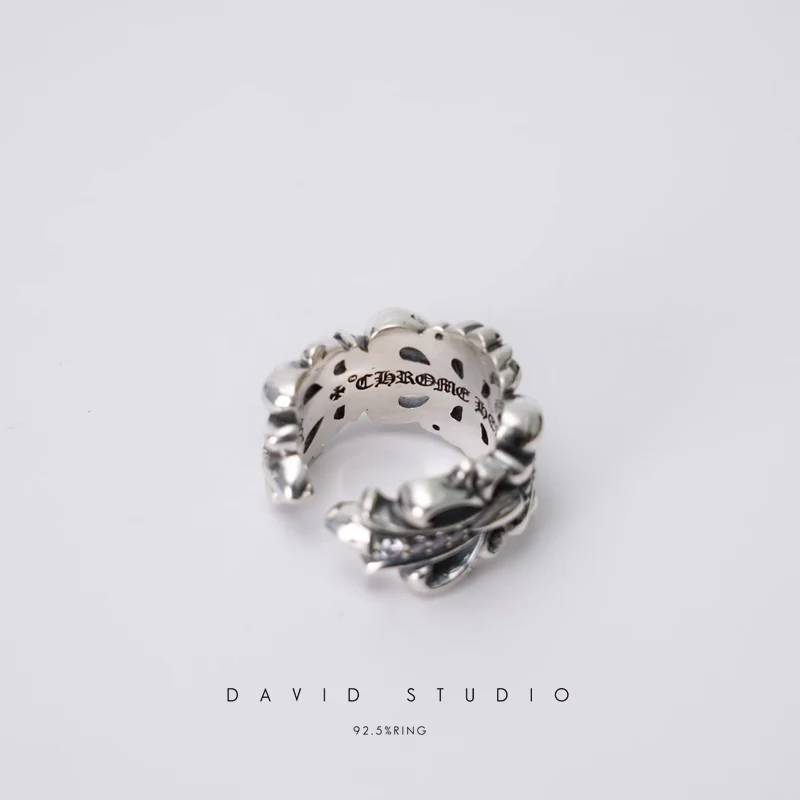 CHROME HEARTS DOUBLE FLORAL RING WITH WHITE DIAMONDS