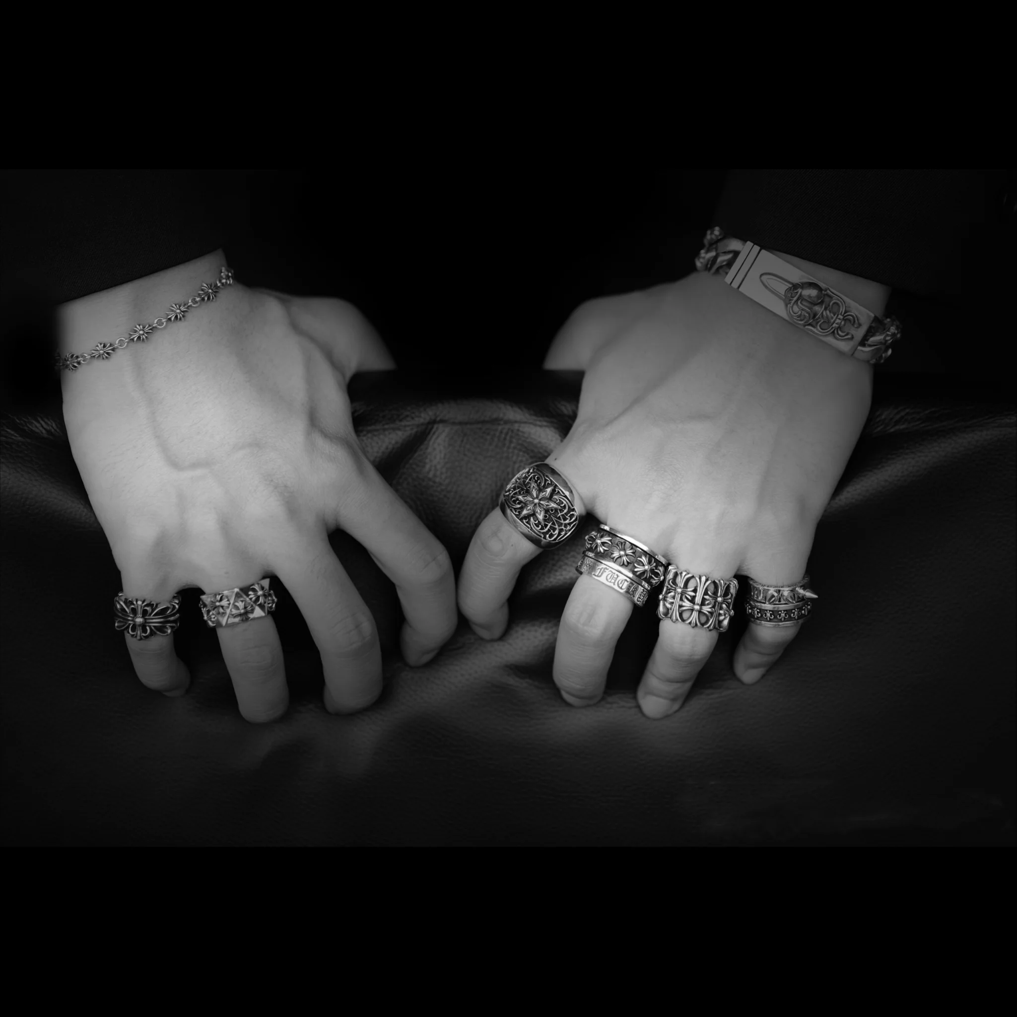 CHROME HEARTS OVAL STAR RING – ClASSIC