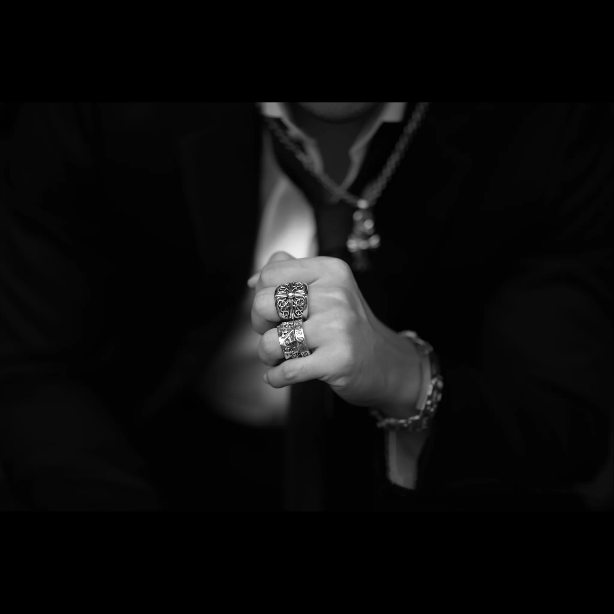 CHROME HEARTS CLASSIC OVAL RING