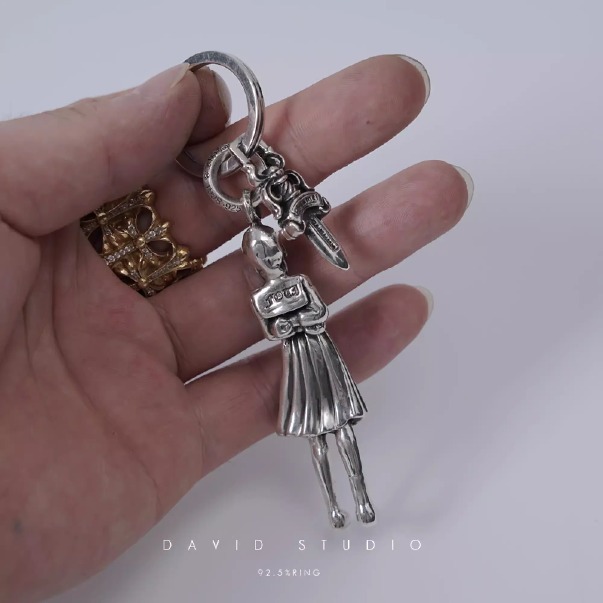 CHROME HEARTS FOTI SKIPPY AND DAGGER KEY RING