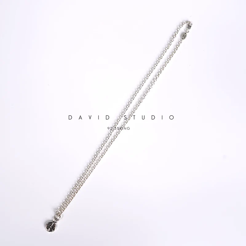 CH PLUS VINE CHARM – ROLL CHAIN