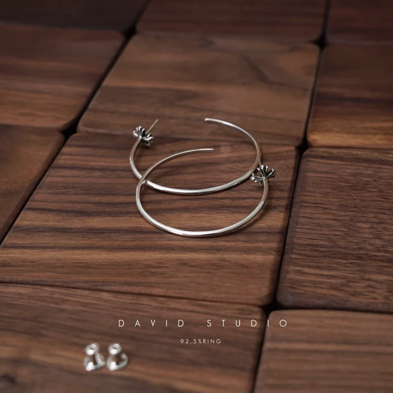 CHROME HEARTS CH PLUS HOOP EARRING