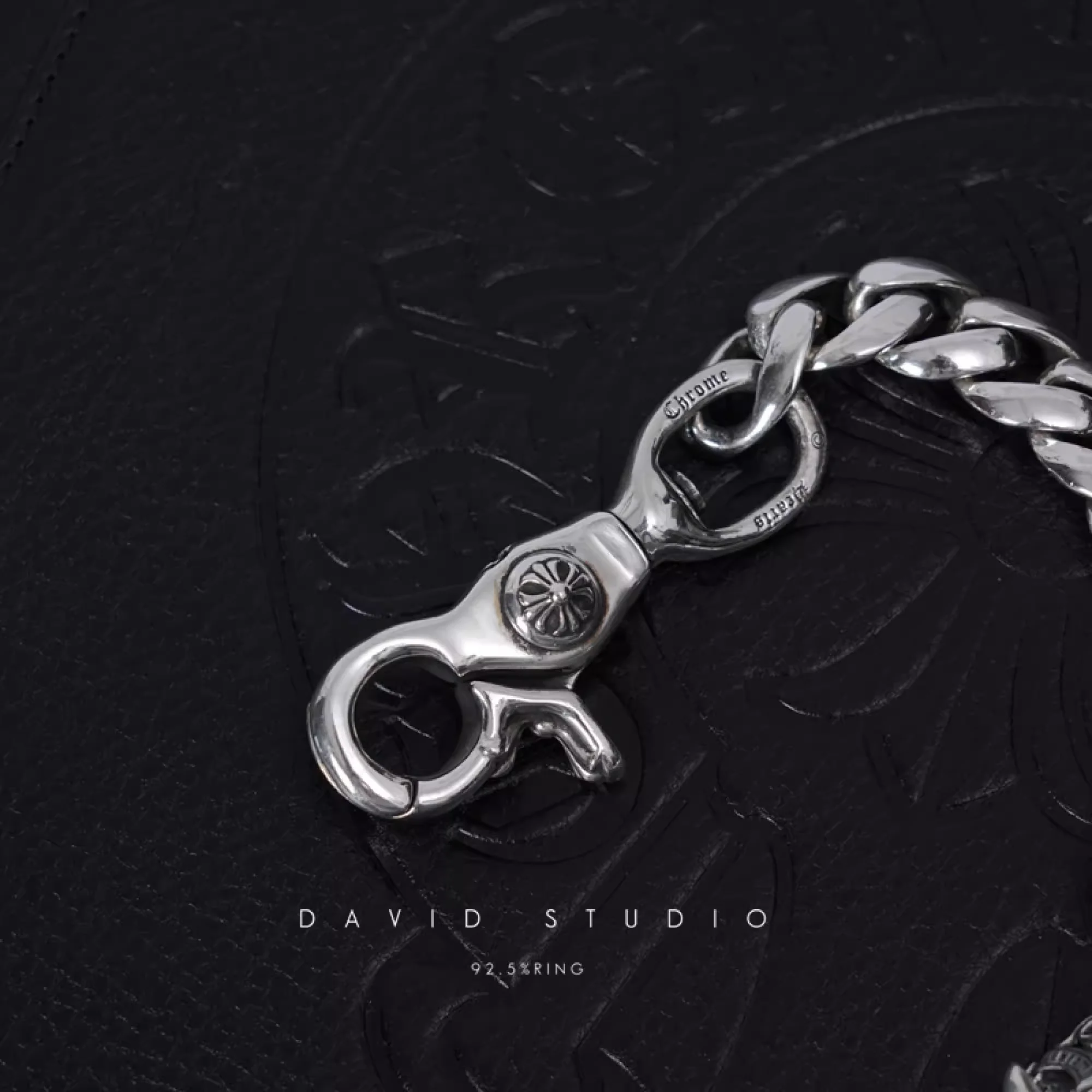 CHROME HEARTS 9 LINK KEY CHAIN WITH FOTI SKIPPY AND DAGGER KEY RING