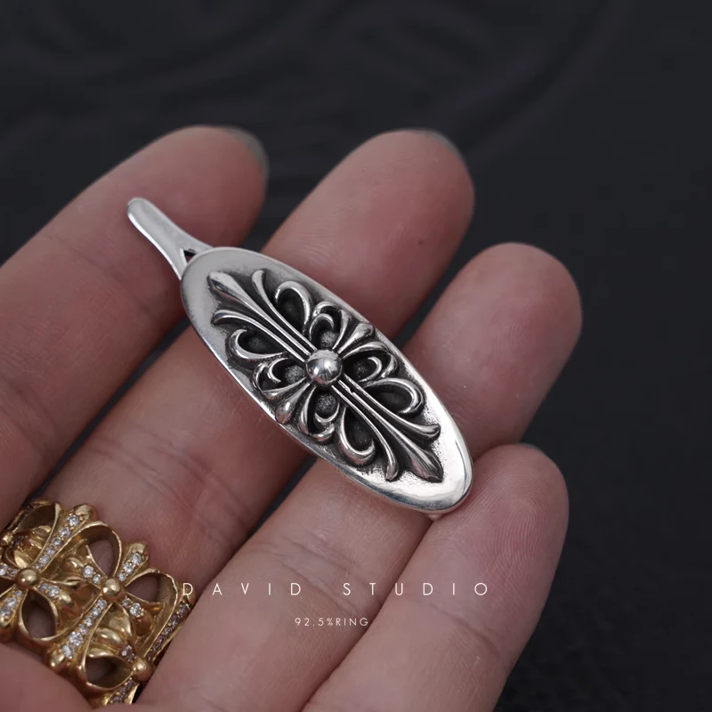 CHROME HEARTS FLORAL CROSS HAIR CLIP