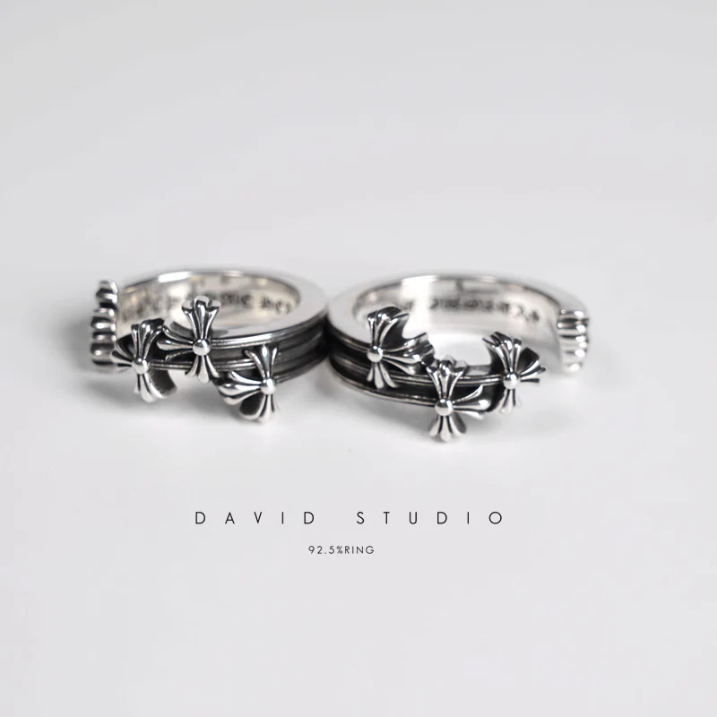 CHROME HEARTS CEMETERY HOOP RING
