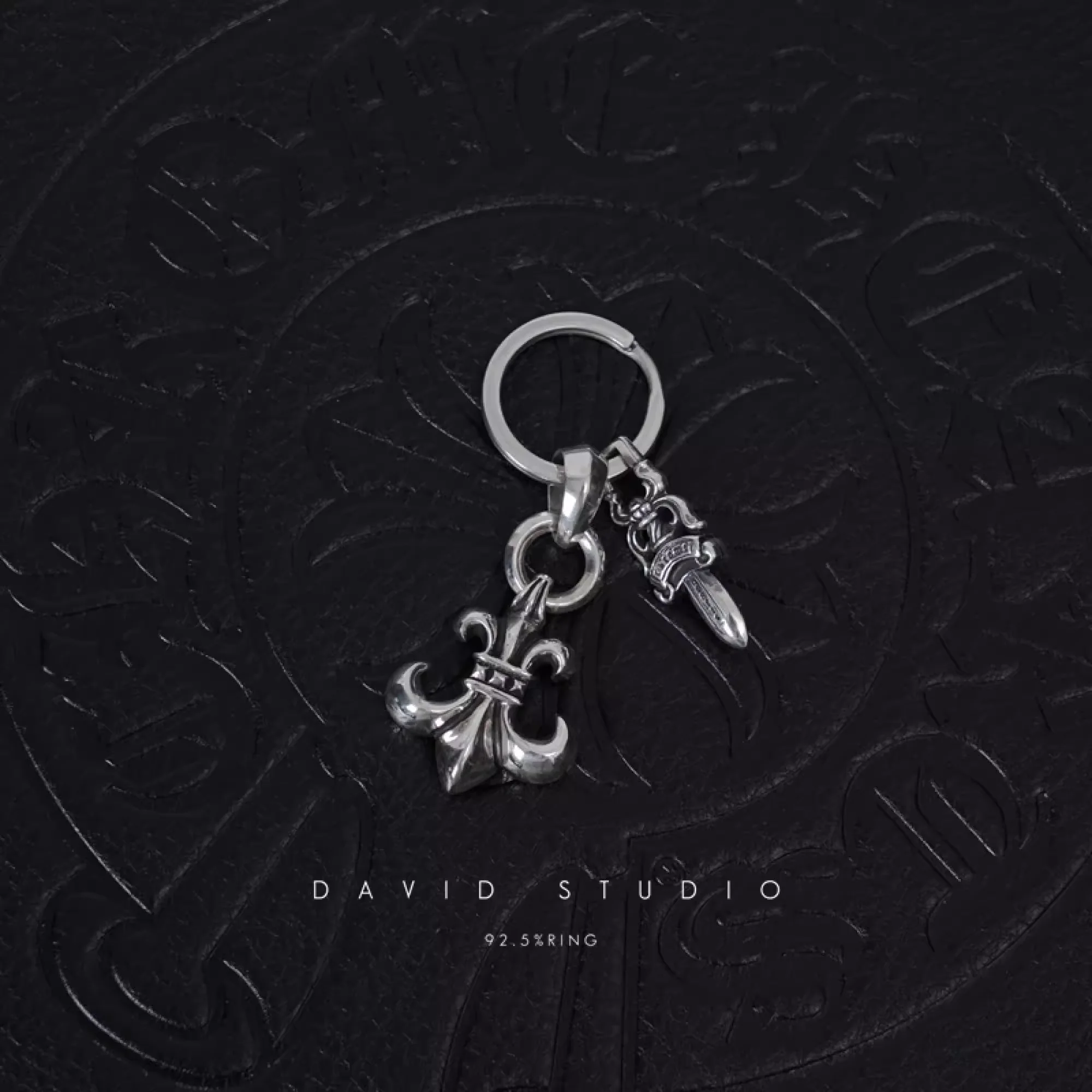 CHROME HEARTS BS FLEUR AND DAGGER KEY RING