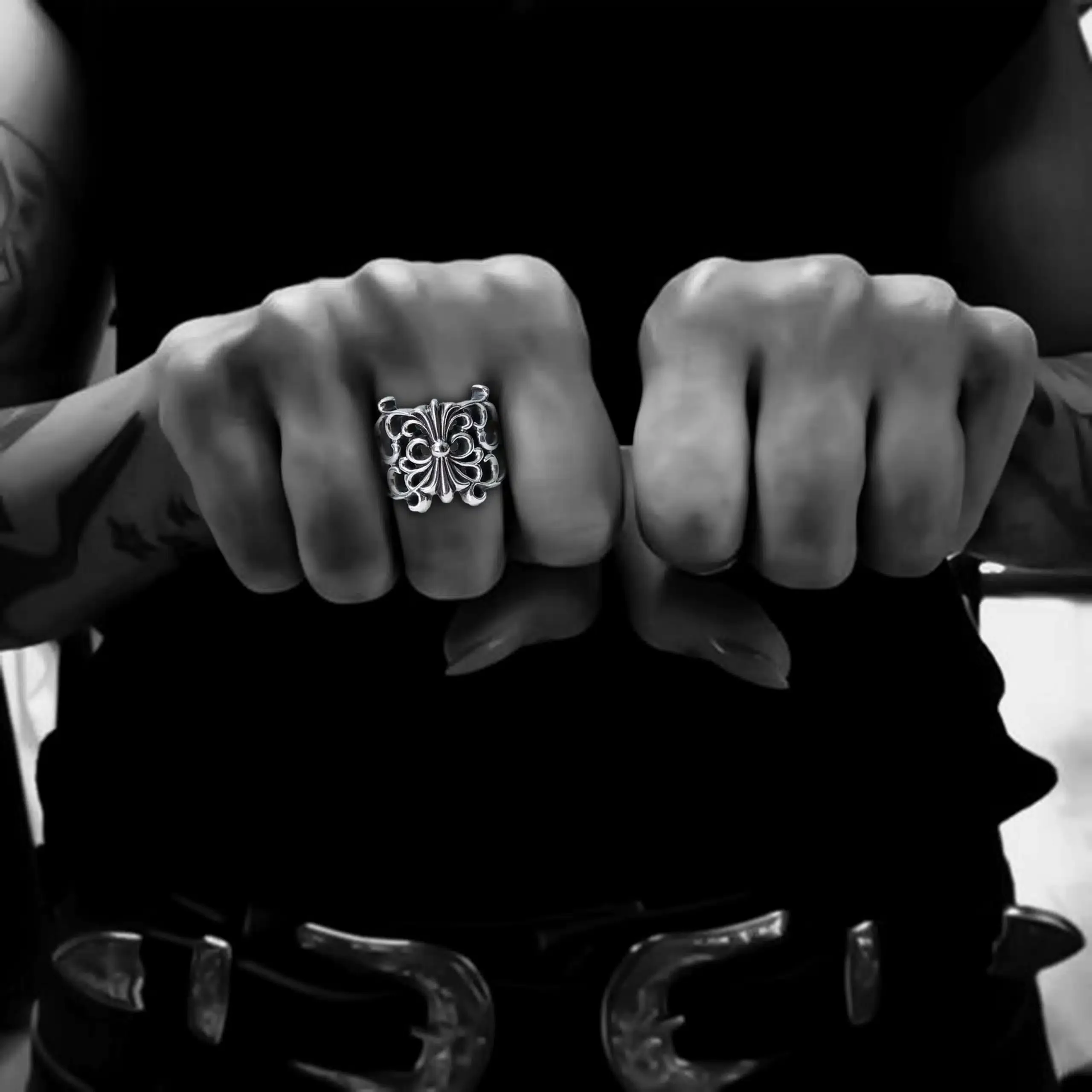 CHROME HEARTS BUTTERFLY FLORAL CROSS RING