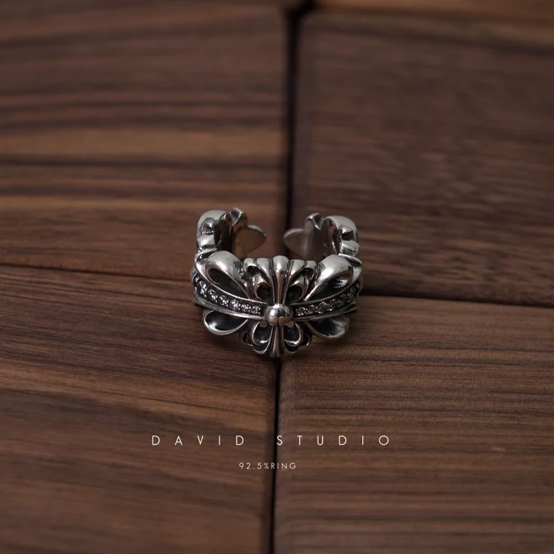 CHROME HEARTS DOUBLE FLORAL RING WITH WHITE DIAMONDS