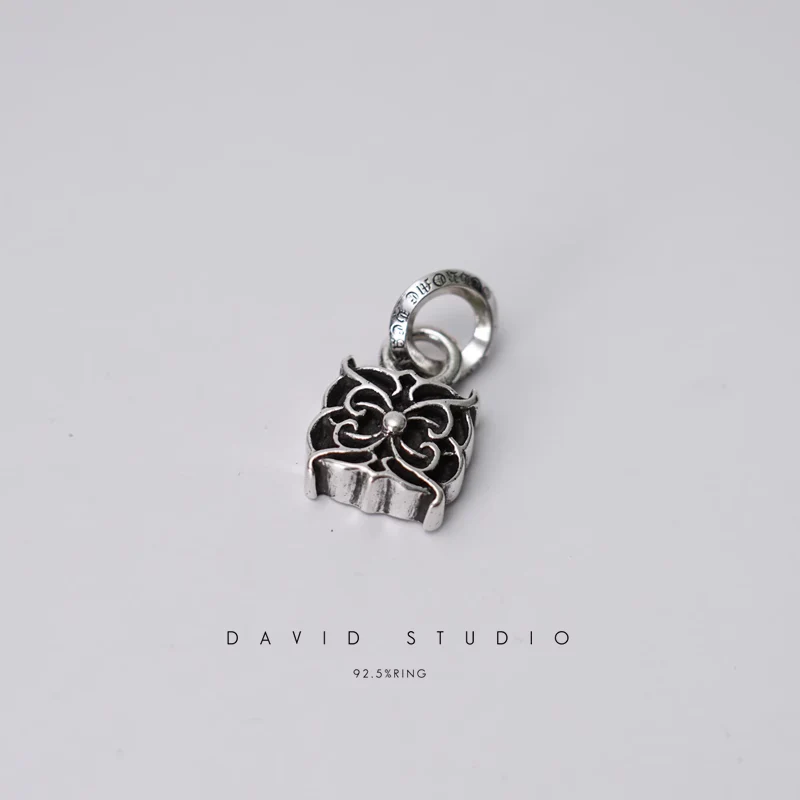 CHROME HEARTS ETERNITY VINE PENDANT