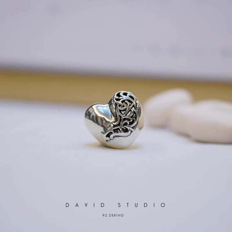 CHROME HEARTS HEART RING