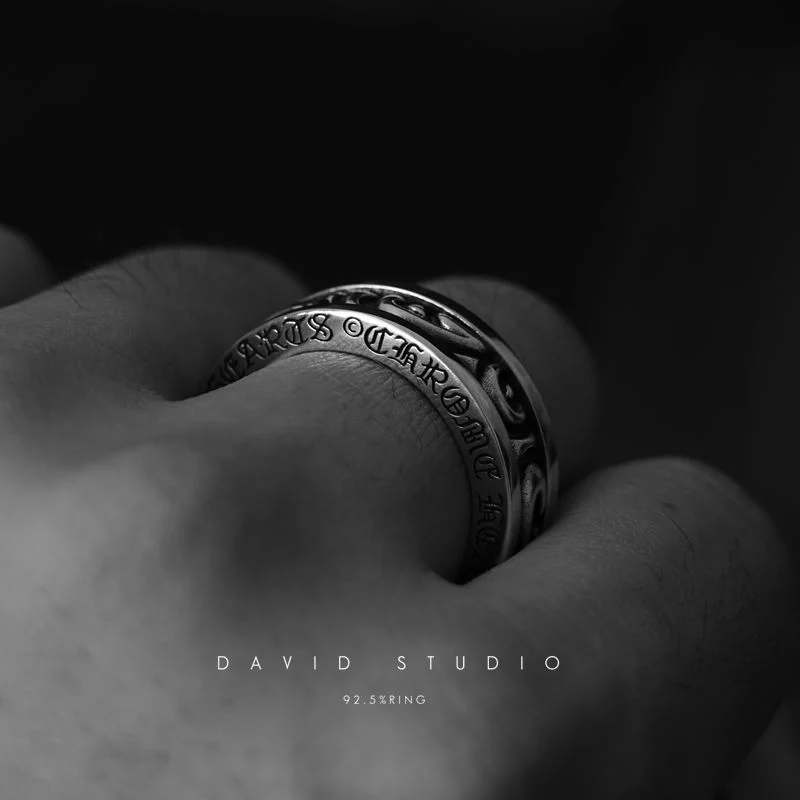 CHROME HEARTS SCROLL SPINNER RING