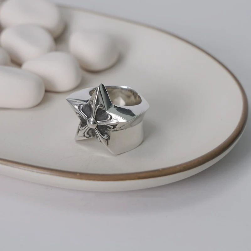 CHROME HEARTS LARGE STAR RING