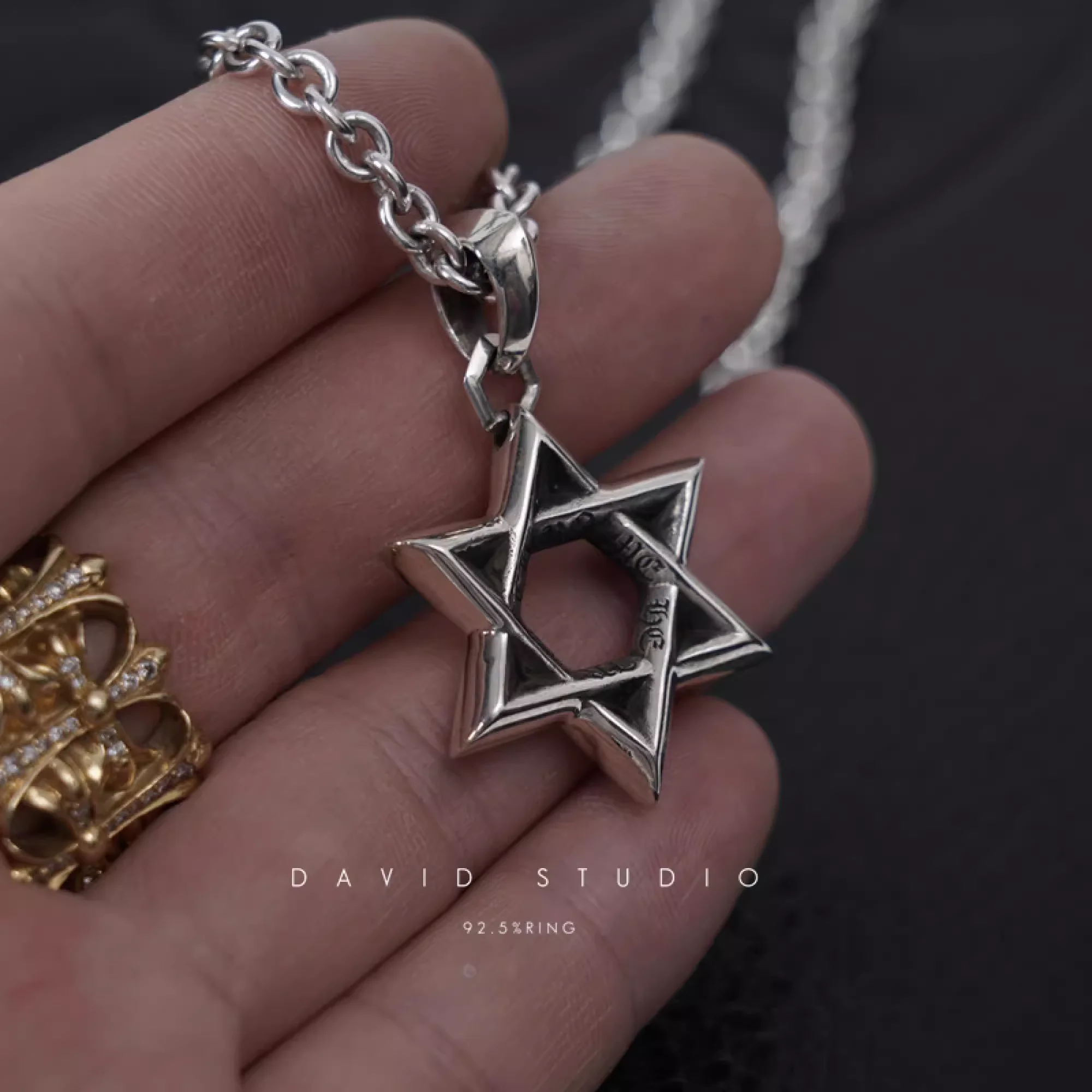 SMALL STAR OF DAVID PENDANT – ROLL CHAIN