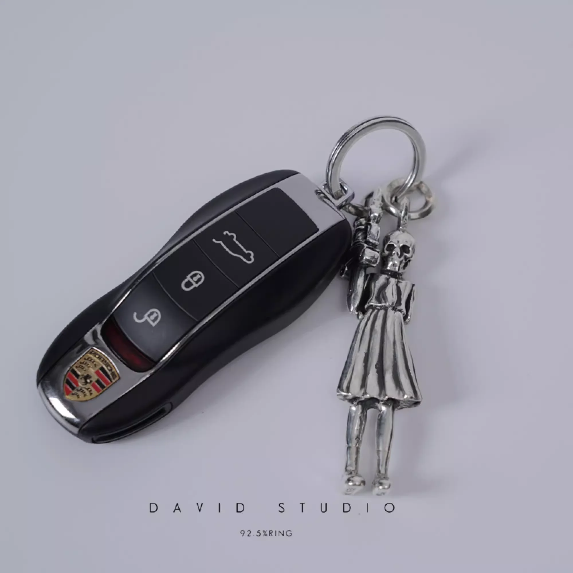 CHROME HEARTS FOTI SKIPPY AND DAGGER KEY RING