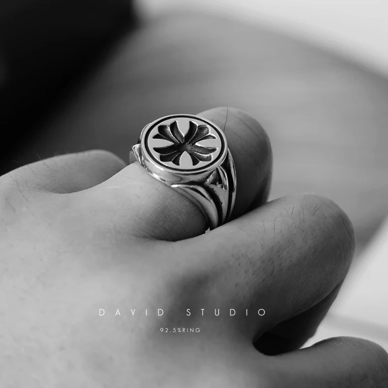 CHROME HEARTS CH PLUS CONCAVE SIGNET RING