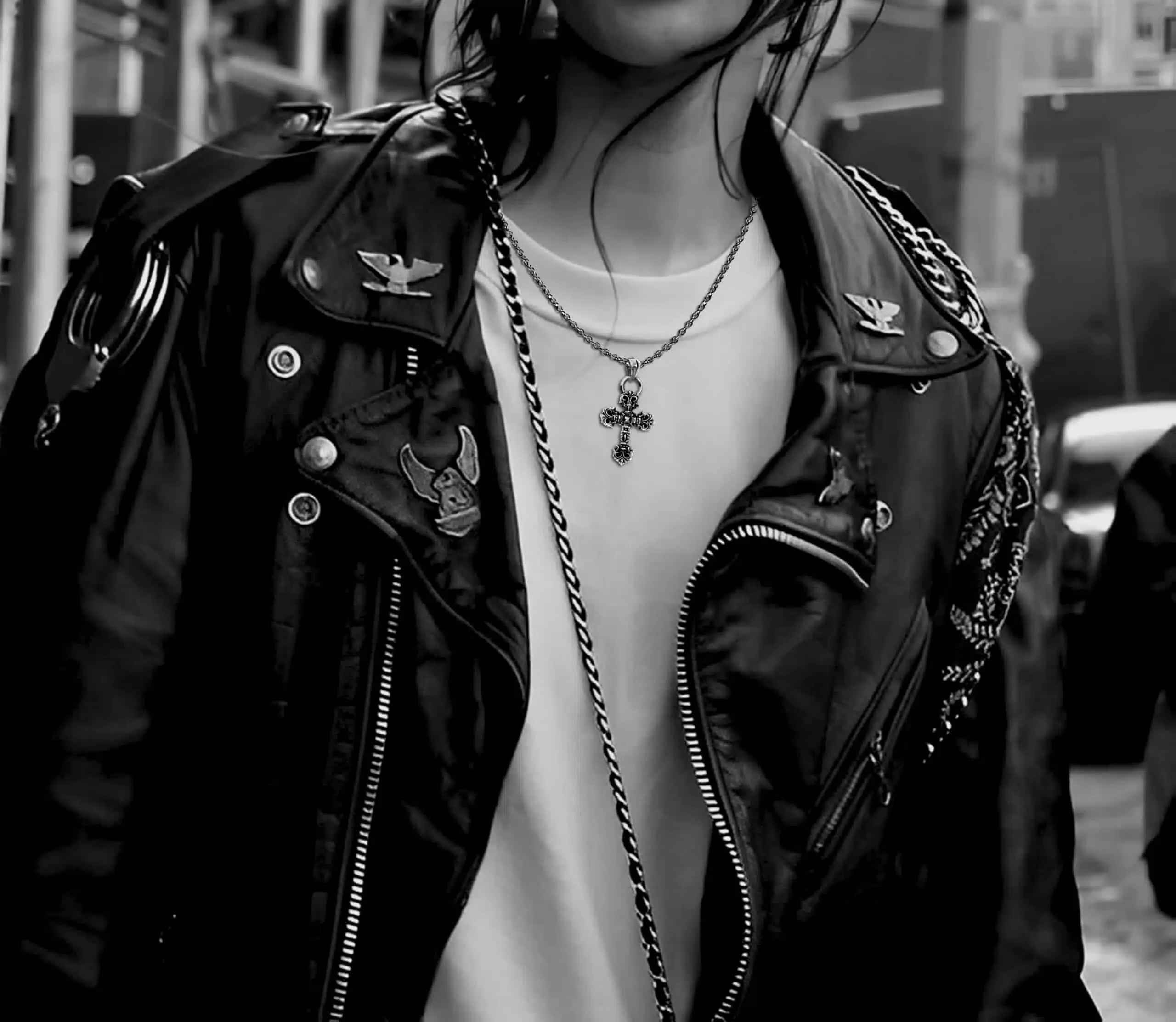 XS FILIGREE CROSS PENDANT WITH BAIL – ROLL CHAIN