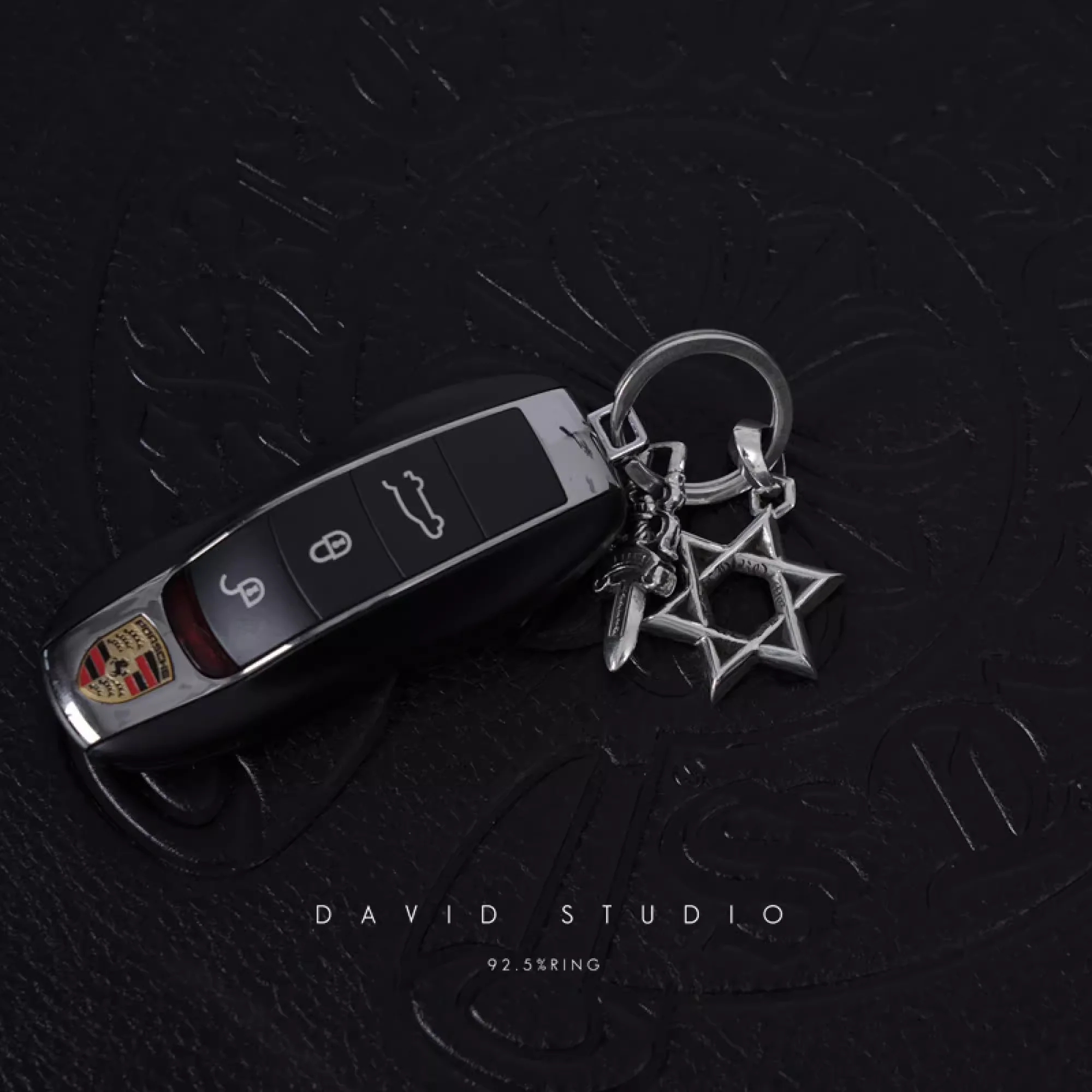 CHROME HEARTS STAR OF DAVID AND DAGGER KEY RING