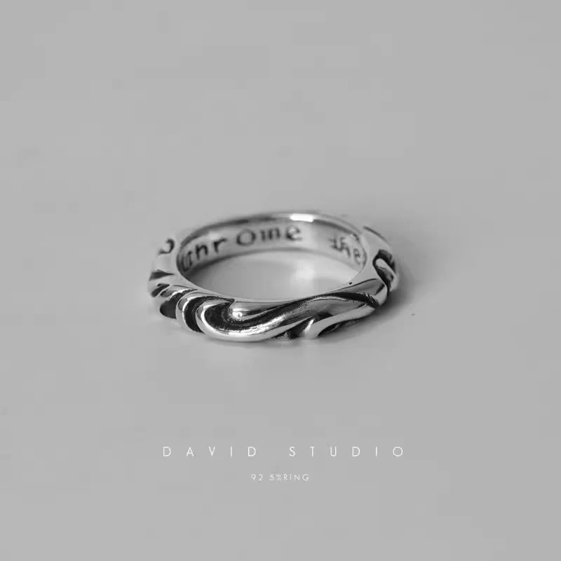 CHROME HEARTS SCROLL BAND RING