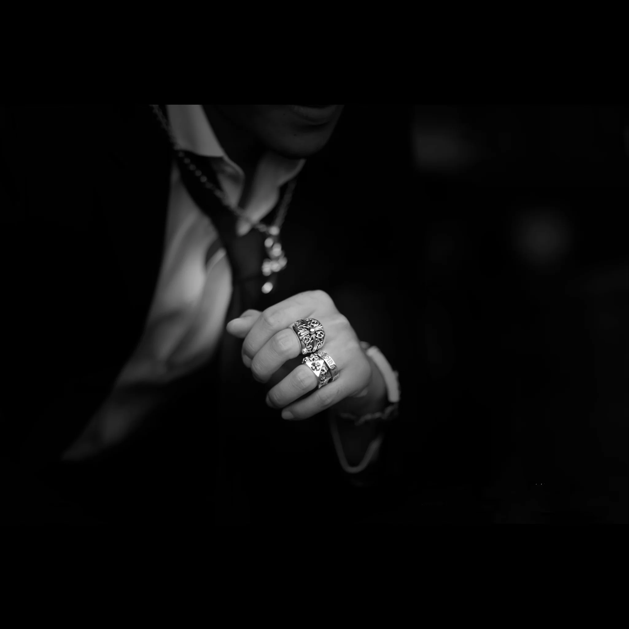 CHROME HEARTS CLASSIC OVAL RING