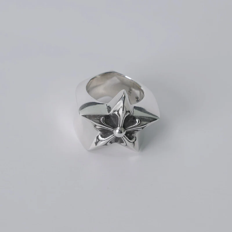 CHROME HEARTS LARGE STAR RING
