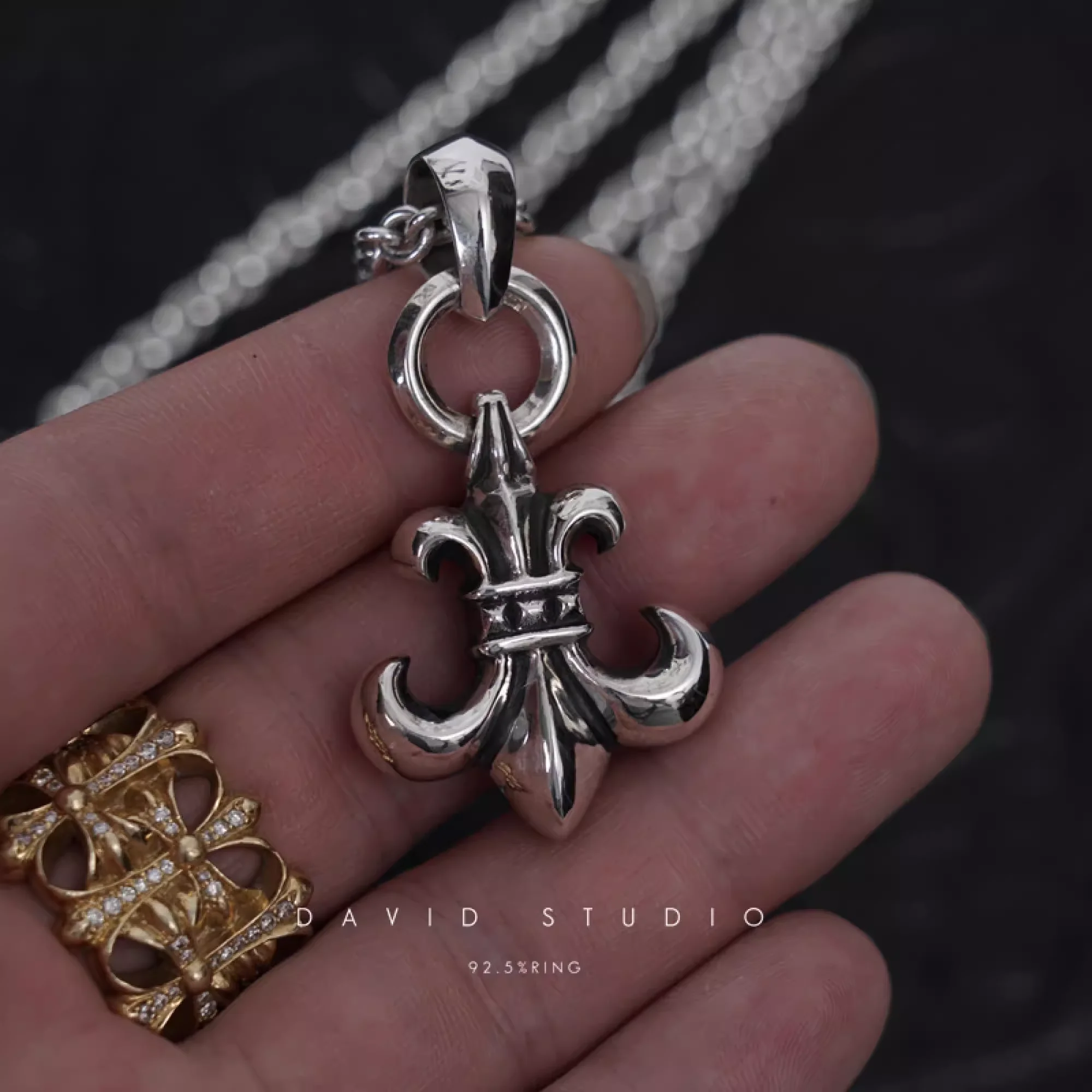 BS FLEUR PENDANT WITH BAIL – ROLL CHAIN