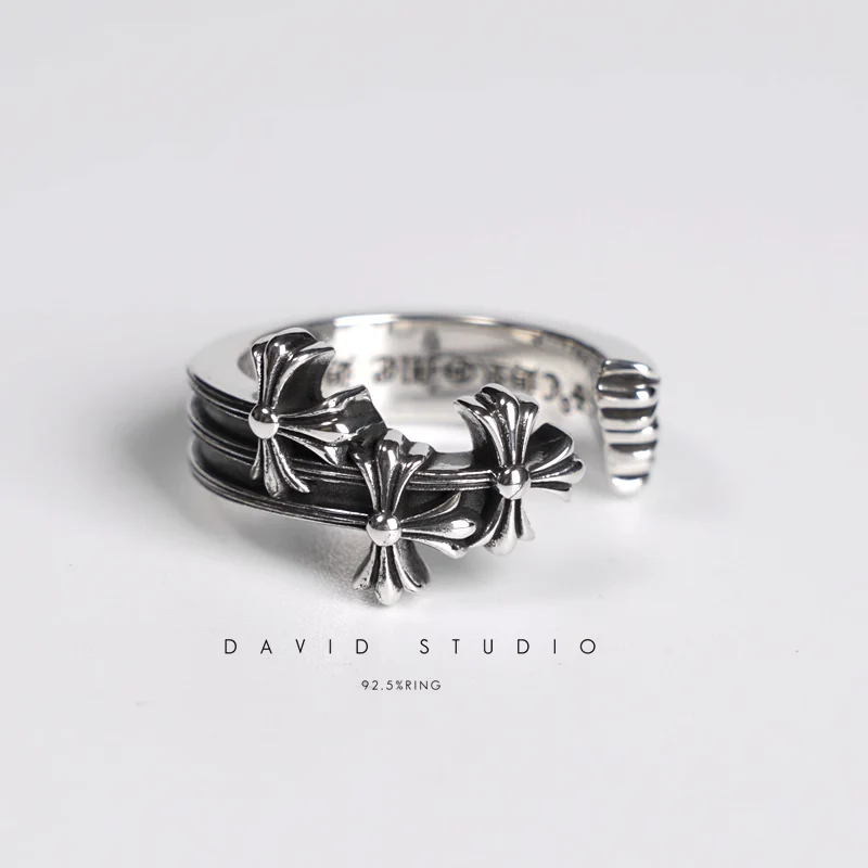 CHROME HEARTS CEMETERY HOOP RING