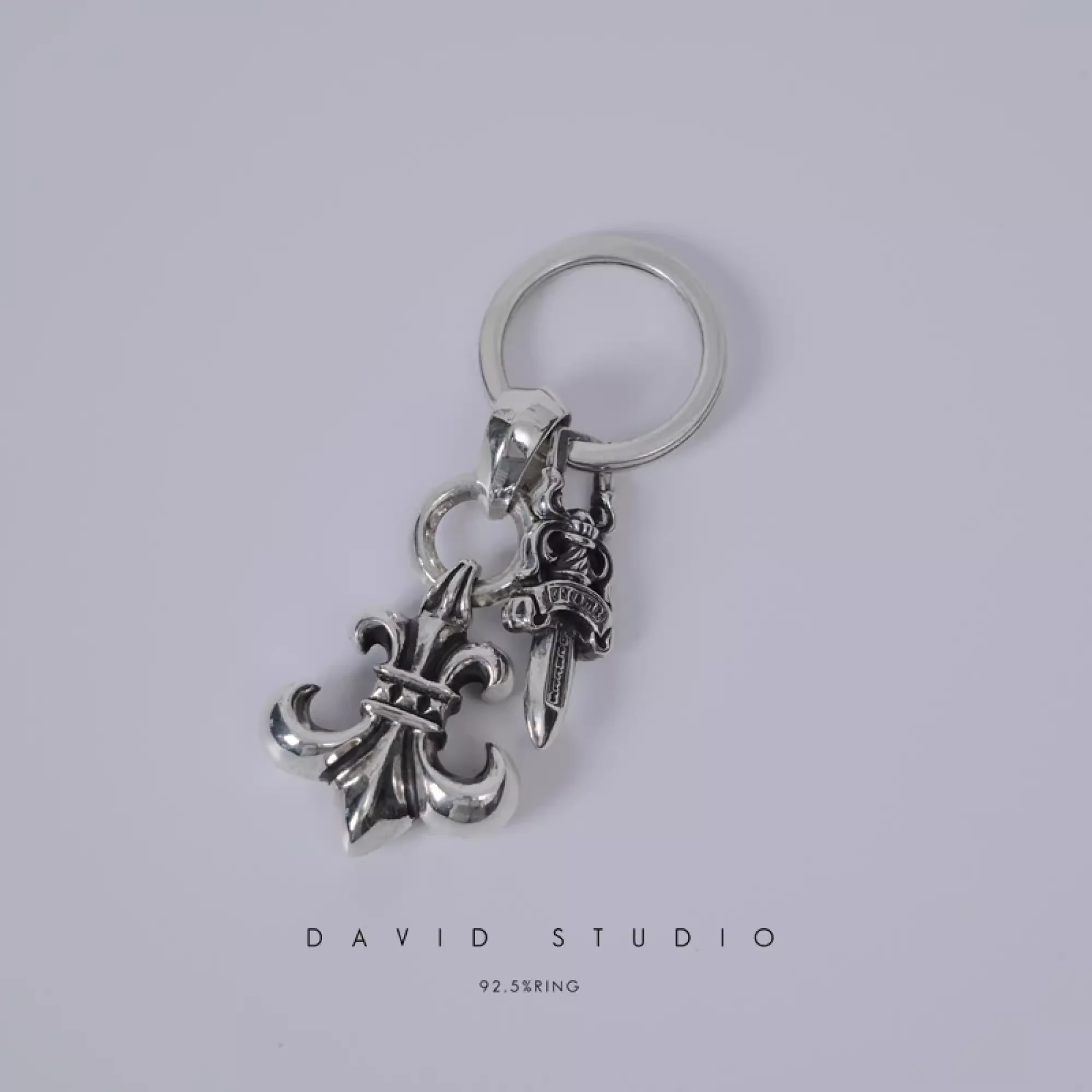 CHROME HEARTS BS FLEUR AND DAGGER KEY RING
