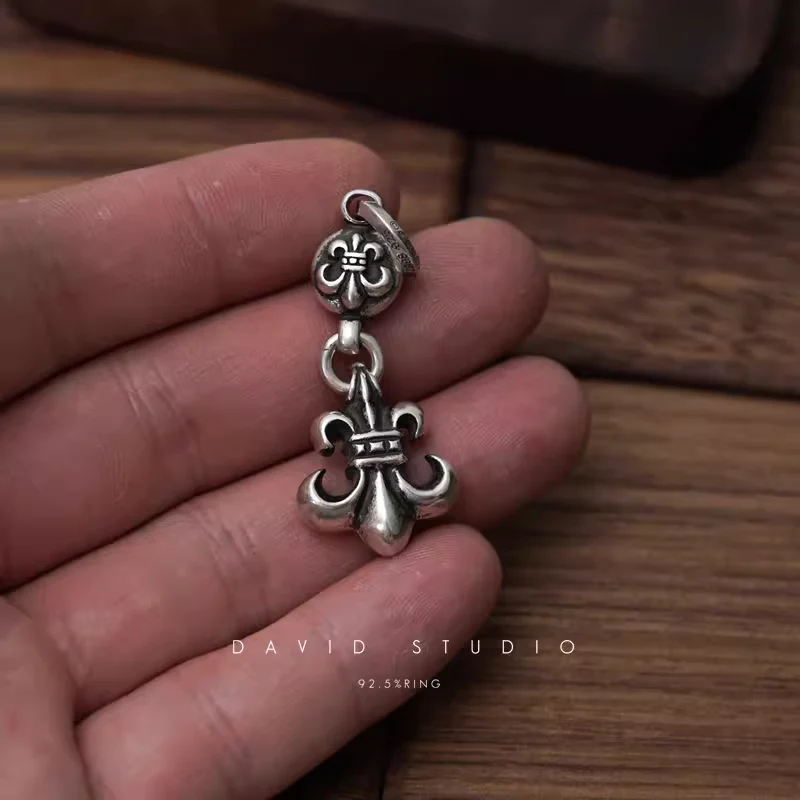 CHROME HEARTS BS FLEUR ONE BALL CHARM