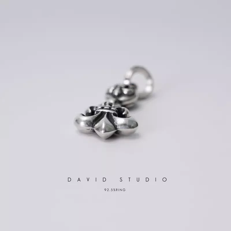 CHROME HEARTS BS FLEUR ONE BALL CHARM
