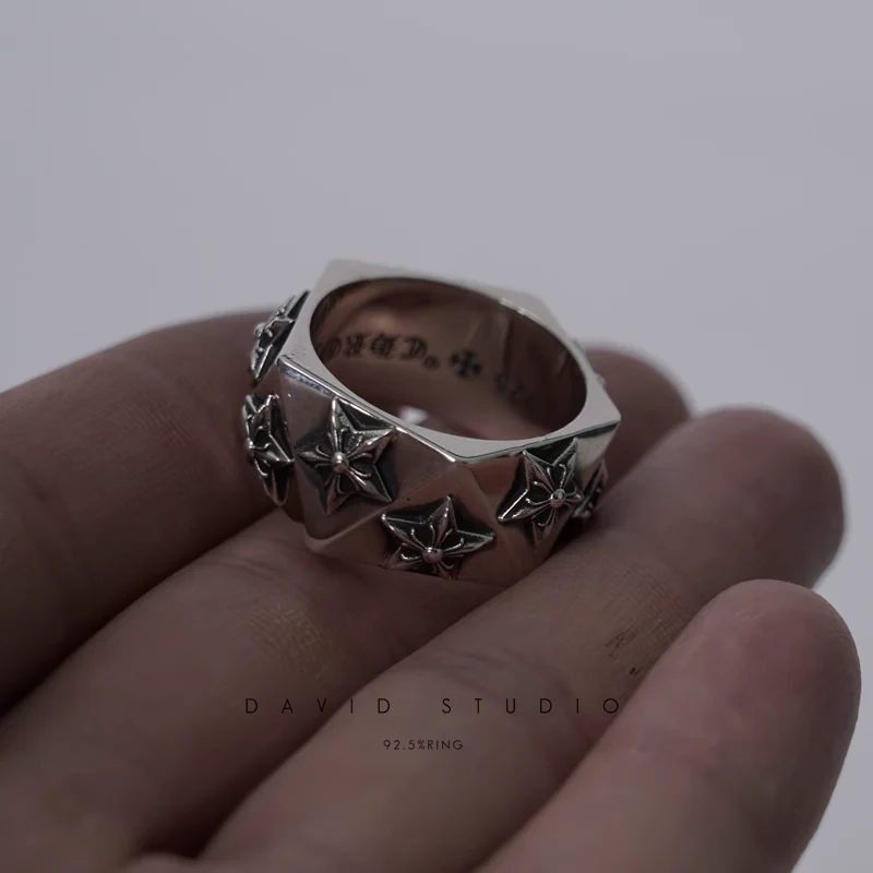 STAR PENTAGON RING