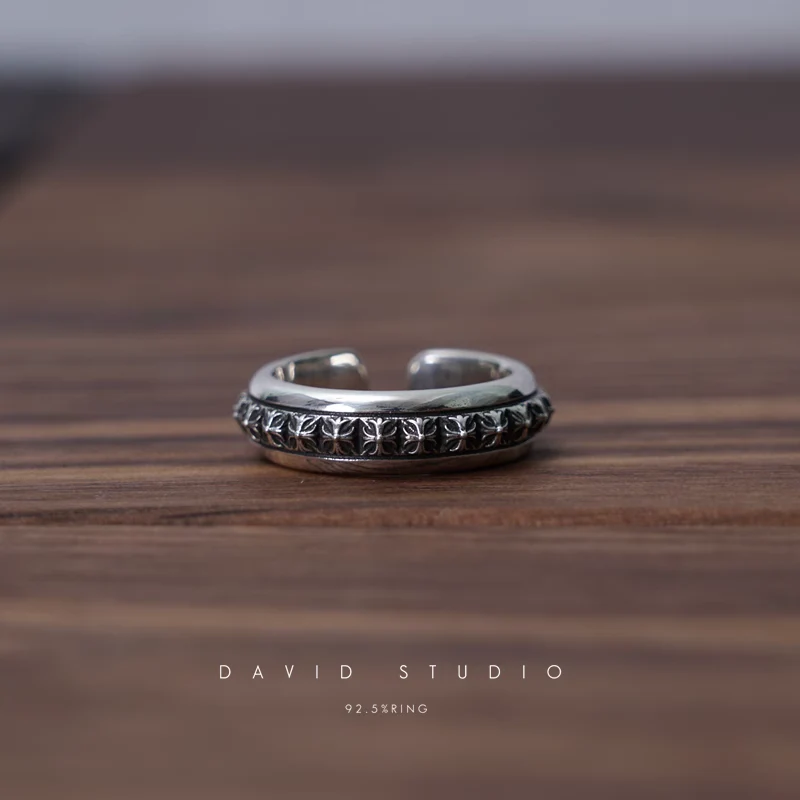CHROME HEARTS CH PLUS PYRAMID OPEN BAND RING