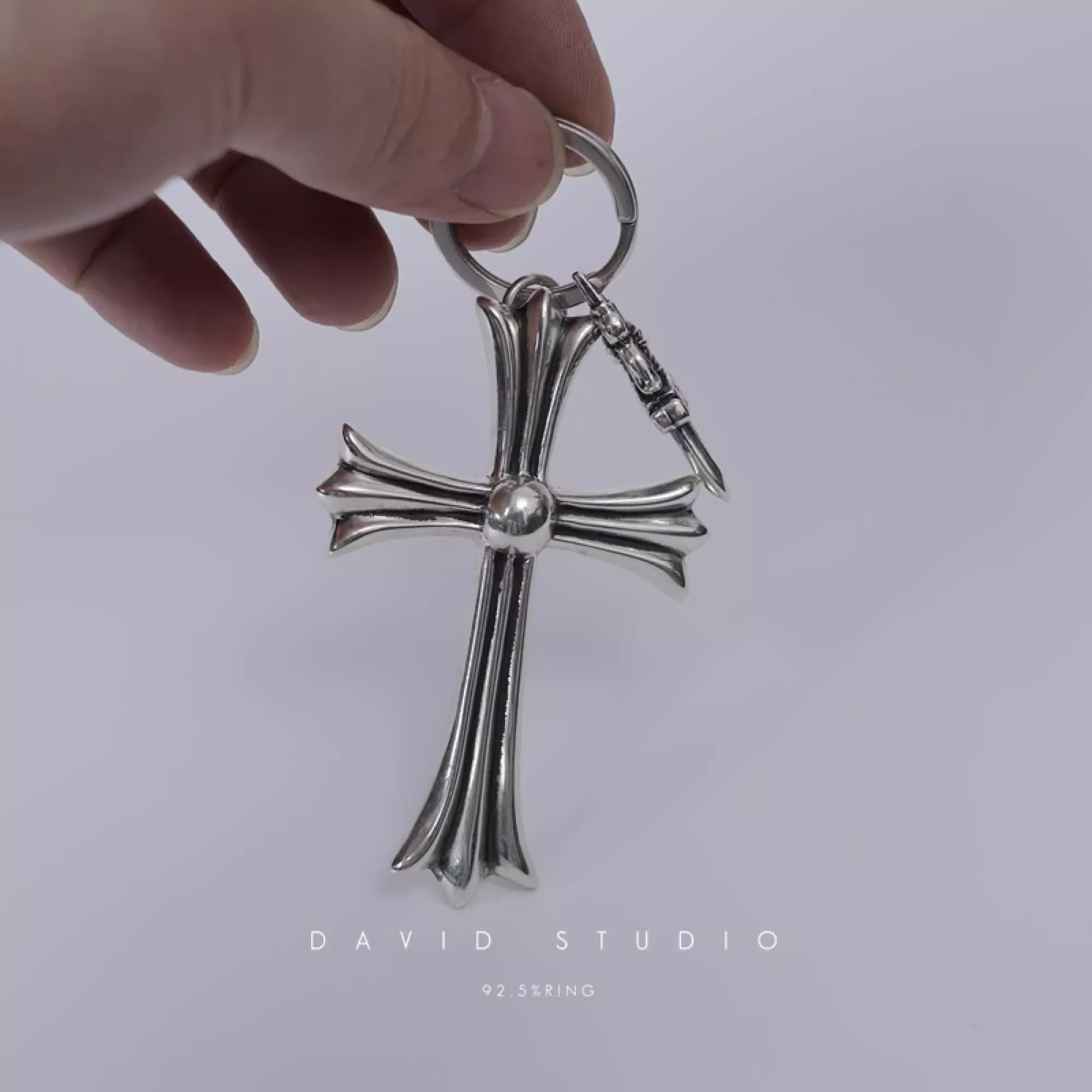 CHROME HEARTS CROSS AND DAGGER KEY RING