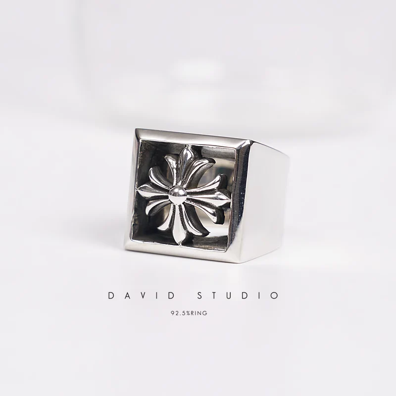 CHROME HEARTS SQUARE CH PLUS RING