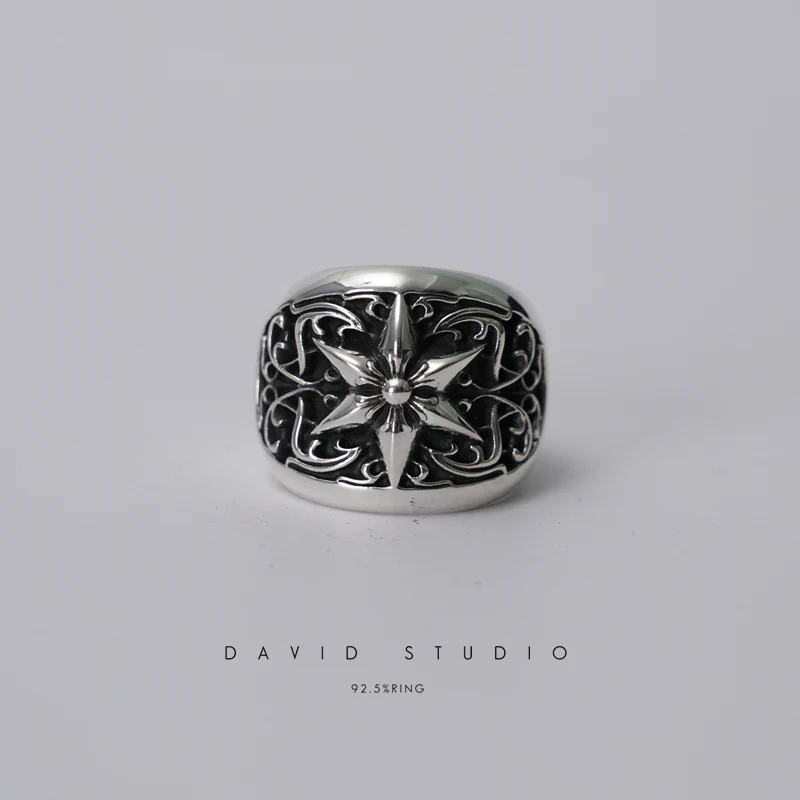 CHROME HEARTS OVAL STAR RING – ClASSIC