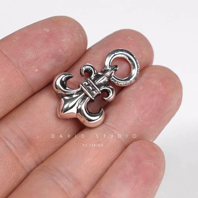 CHROME HEARTS BS FLEUR CHARM WITH DIAMOND