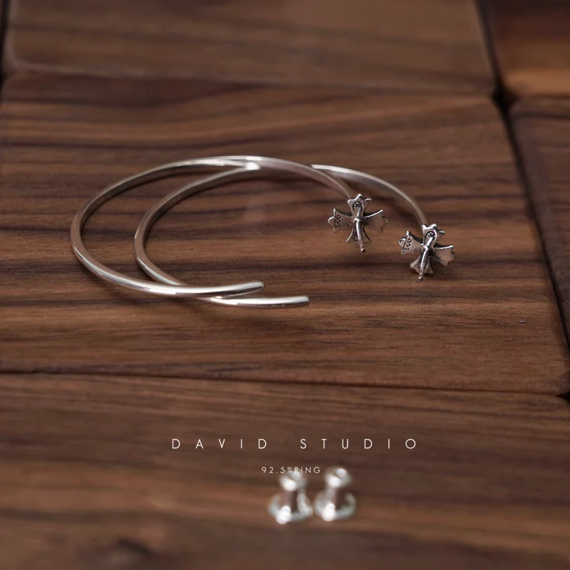 CHROME HEARTS CH PLUS HOOP EARRING