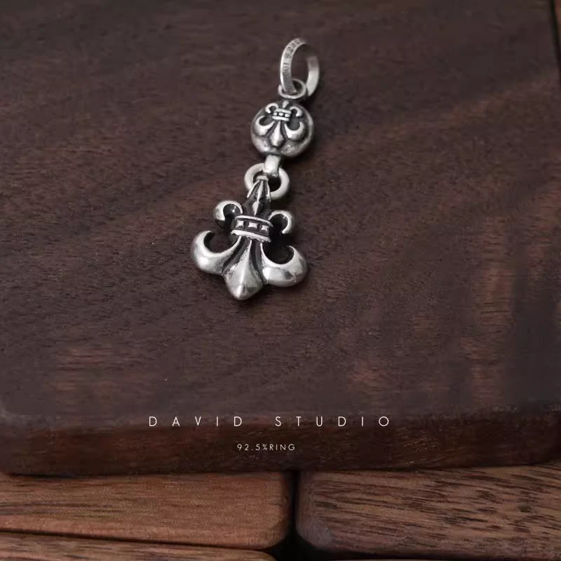 CHROME HEARTS BS FLEUR ONE BALL CHARM