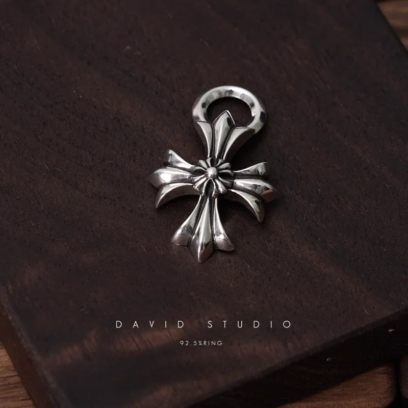 CHROME HEARTS DOUBLE PLUS CHARM