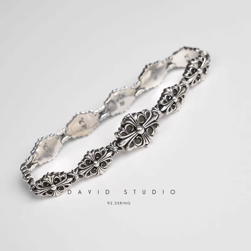 BABYFAT CROSS FLEUR PATTERN BRACELET