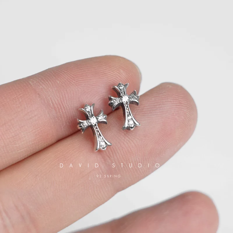 CHROME HEARTS CH CROSS BABY FAT STUD PIERCE WITH PAVE DIAMOND