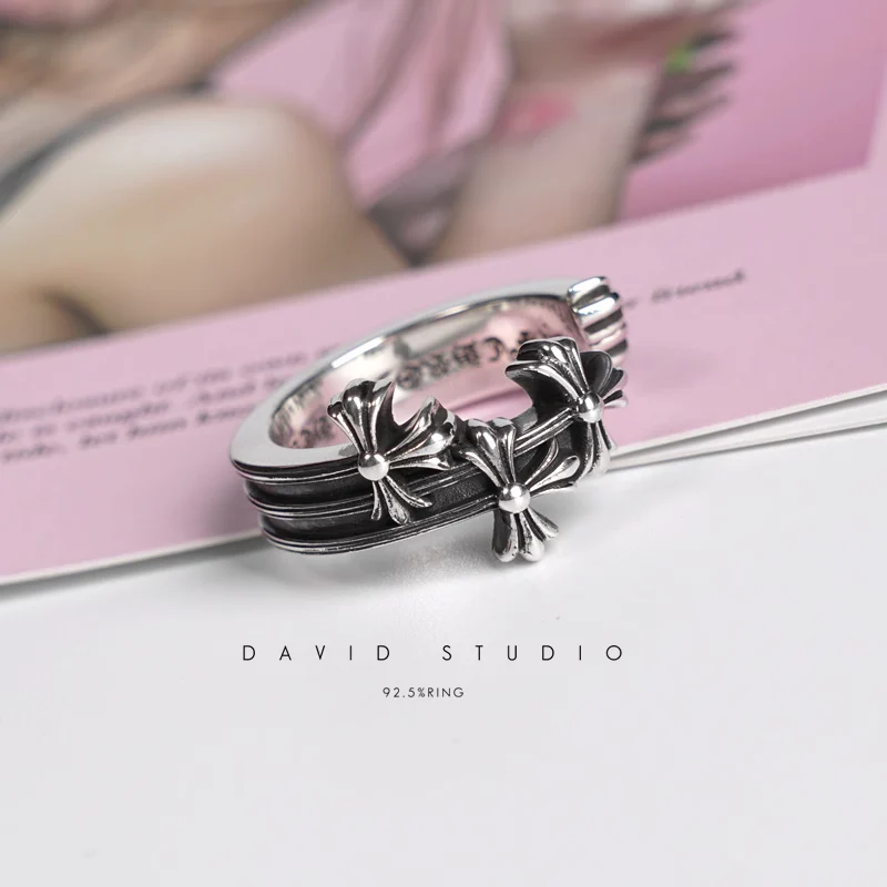 CHROME HEARTS CEMETERY HOOP RING